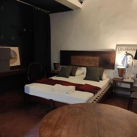Lovely Portion Of Property Near Piazza Santo Spirito Florence Exterior photo